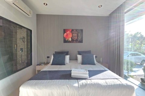 Вилла в Хуа Хине, Таиланд с 4 спальнями  № 158103 - фото 10