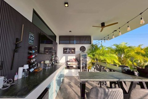 Вилла в Хуа Хине, Таиланд с 4 спальнями  № 158103 - фото 17