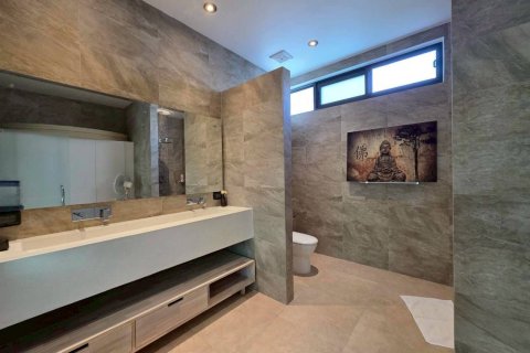 Вилла в Хуа Хине, Таиланд с 4 спальнями  № 158103 - фото 24