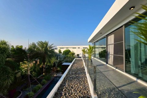 Вилла в Хуа Хине, Таиланд с 4 спальнями  № 158103 - фото 16