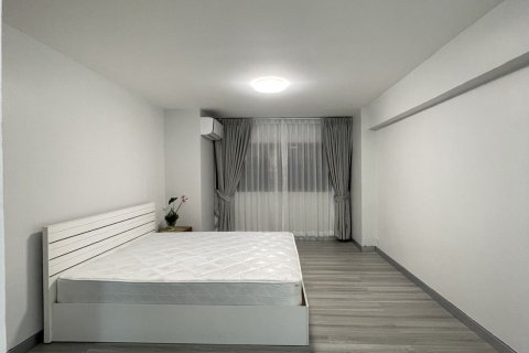 Кондоминиум с 3 спальнями в Ваттхане, Бангкок, Таиланд № 158108 - фото 13