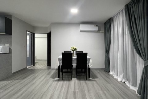 Кондоминиум с 3 спальнями в Ваттхане, Бангкок, Таиланд № 158108 - фото 2