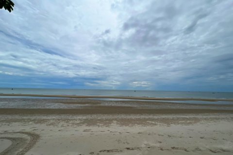 Кондоминиум с 2 спальнями в Хуа Хине, Таиланд № 168538 - фото 25