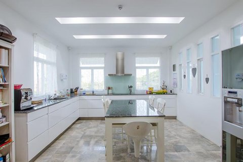 Villa in Hua Hin, Thailand 5 bedrooms № 168536 - photo 10