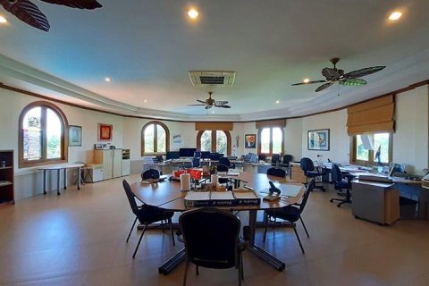 Villa in Hua Hin, Thailand 11 bedrooms № 168535 - photo 19