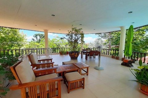 Villa in Hua Hin, Thailand 11 bedrooms № 168535 - photo 6