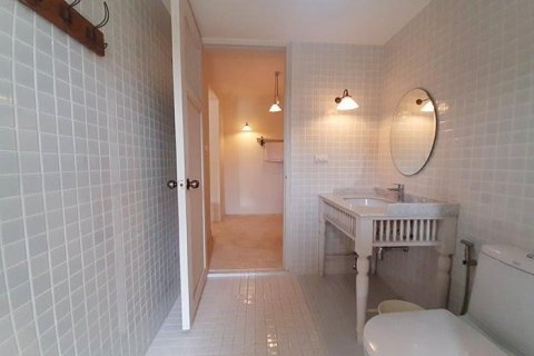 Villa in Hua Hin, Thailand 4 bedrooms № 168537 - photo 23