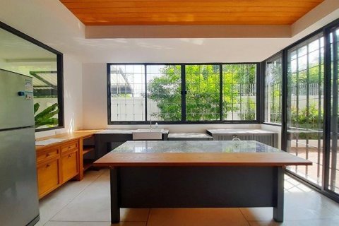 Villa in Hua Hin, Thailand 4 bedrooms № 168537 - photo 9