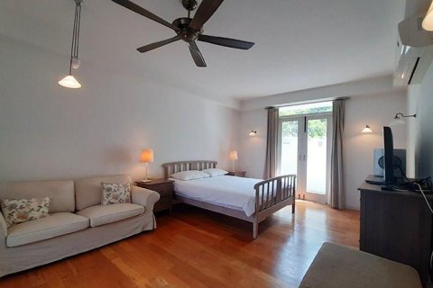 Villa in Hua Hin, Thailand 4 bedrooms № 168537 - photo 13