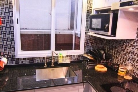 Таунхаус в Пхракханонге, Бангкок, Таиланд с 4 спальнями № 154488 - фото 23