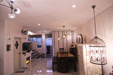 Таунхаус в Пхракханонге, Бангкок, Таиланд с 4 спальнями № 154488 - фото 4