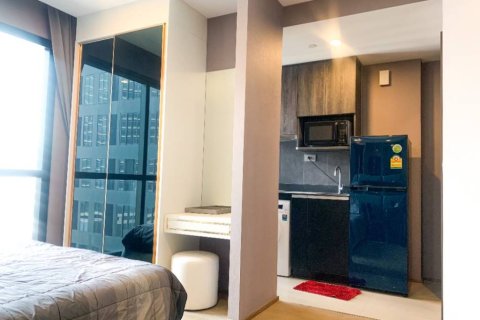 Студия в кондо в Бангкоке, Таиланд № 172912 - фото 3