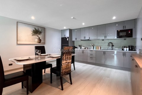 Кондоминиум с 2 спальнями в Паттайе, Таиланд № 173978