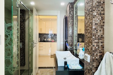 Condo in Bang Lamung, Thailand, 1 bedroom № 173975 - photo 12