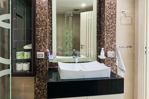 Condo in Bang Lamung, Thailand, 1 bedroom № 173975 - photo 11