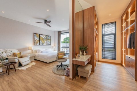 House in Chiang Mai, Thailand 4 bedrooms № 150368 - photo 8