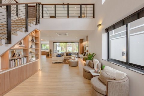 House in Chiang Mai, Thailand 4 bedrooms № 150368 - photo 2