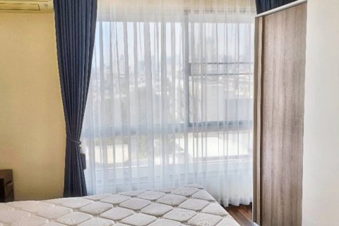 Кондоминиум с 3 спальнями в Бангкоке, Таиланд № 115677 - фото 5