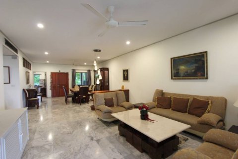Condo à Sattahip, Thaïlande, 4 chambres  № 115673 - photo 1