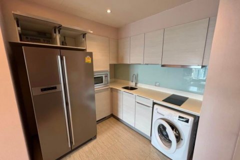 Condo à Watthana, Bangkok, Thaïlande, 2 chambres  № 133904 - photo 4