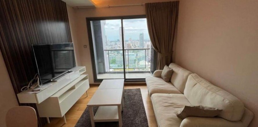 Condo à Watthana, Bangkok, Thaïlande, 2 chambres  № 133904
