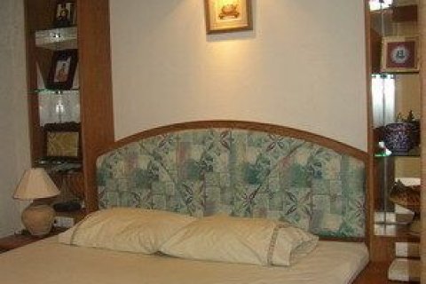 Studio in the Condo in Khlong Toei, Bangkok, Thailand № 135817 - photo 1