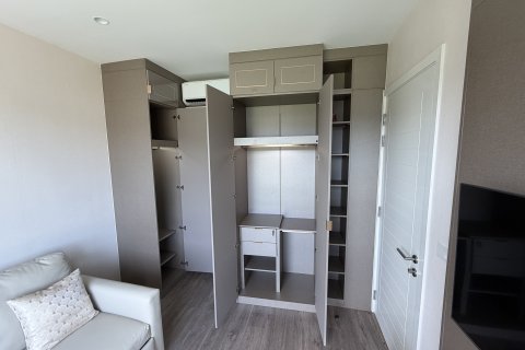 Condo in Kathu, Thailand, 2 bedrooms  № 156877 - photo 13