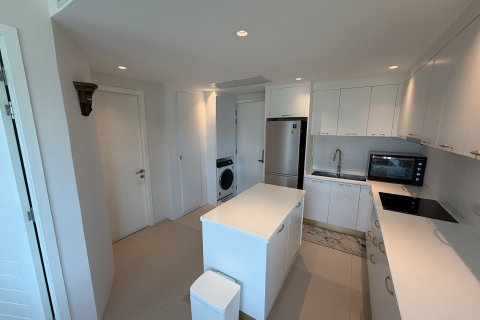 Condo in Kathu, Thailand, 2 bedrooms  № 156877 - photo 6