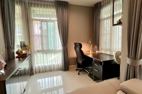 Villa à Bang Kaeo, Thaïlande 4 chambres № 133756 - photo 6