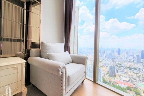 Кондоминиум с 2 спальнями в Кхлонг Сане, Бангкок, Таиланд № 133757 - фото 9