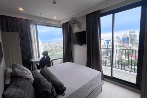 Кондоминиум с 2 спальнями в Ваттхане, Бангкок, Таиланд № 145329 - фото 1