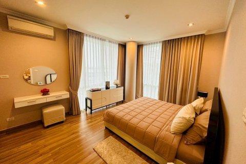 Condo in Hua Hin, Thailand, 2 bedrooms  № 145330 - photo 11