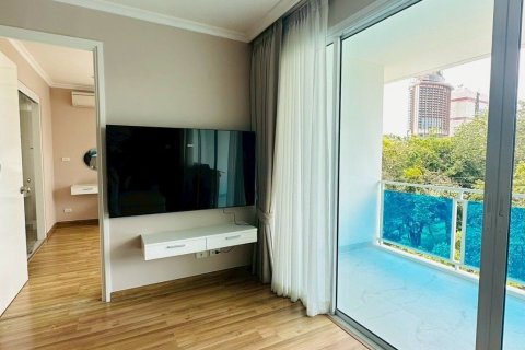 Condo in Hua Hin, Thailand, 2 bedrooms  № 145330 - photo 9