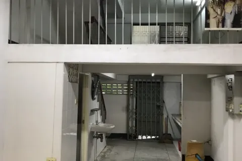 Таунхаус в Кхлонг Сане, Бангкок, Таиланд с 5 спальнями  № 172064 - фото 9