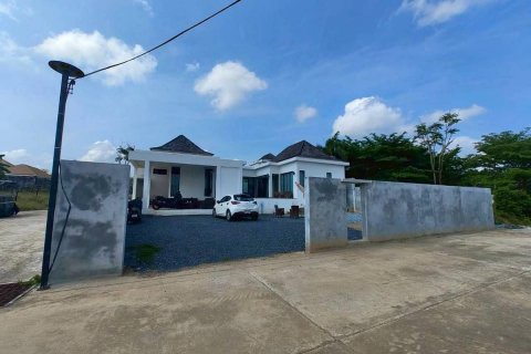 Villa in Phuket, Thailand 4 bedrooms № 145019 - photo 15