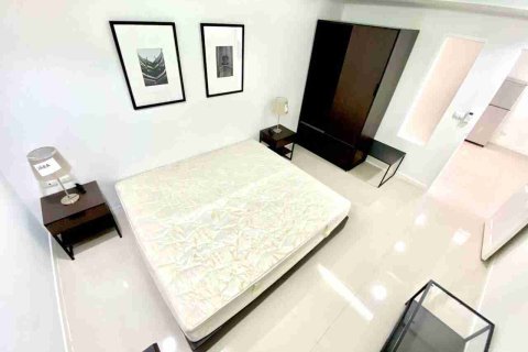 Condo in Bangkok, Thailand, 2 bedrooms  № 183627