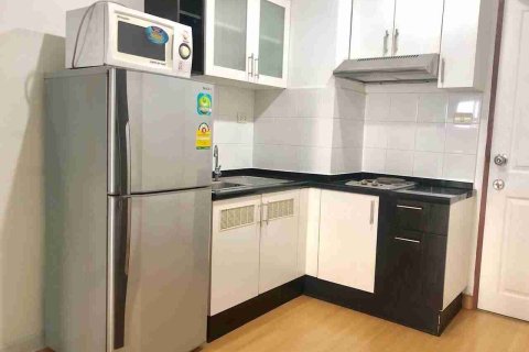 Condo in Bangkok, Thailand, 1 bedroom № 183626 - photo 10