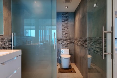 Apartment in Pattaya, Thailand 2 rooms № 159720 - photo 12