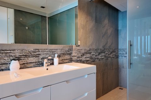 Apartment in Pattaya, Thailand 2 rooms № 159720 - photo 11