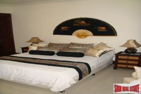 Villa in Hua Hin, Thailand 3 bedrooms № 202424 - photo 4