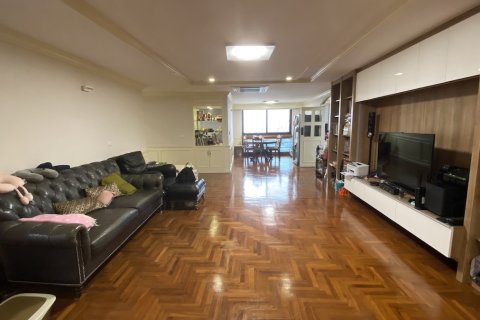 Condo à Khlong Toei, Bangkok, Thaïlande, 3 chambres № 200802 - photo 11