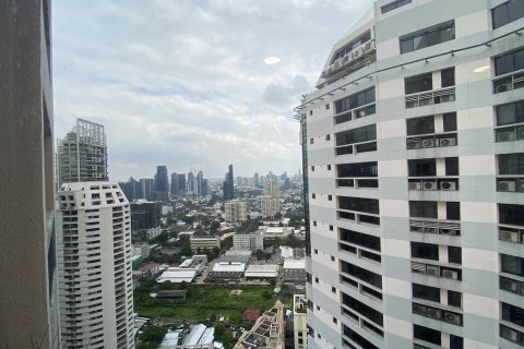 Condo à Khlong Toei, Bangkok, Thaïlande, 3 chambres № 200802 - photo 17