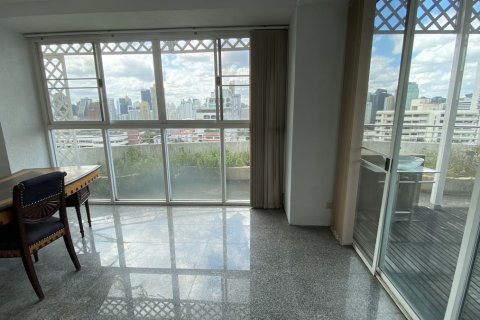 Condo in Watthana, Bangkok, Thailand, 6 bedrooms № 200805 - photo 20