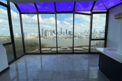 Condo in Watthana, Bangkok, Thailand, 6 bedrooms № 200805 - photo 17