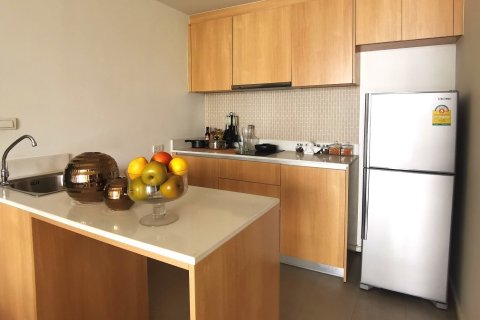 Condo in Pathum Wan, Bangkok, Thailand, 2 bedrooms № 200800 - photo 4