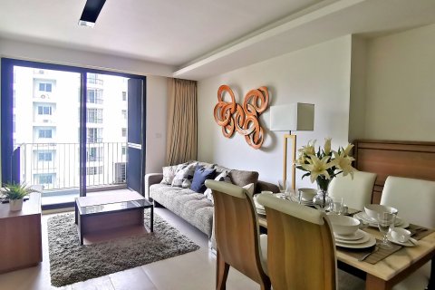Condo in Pathum Wan, Bangkok, Thailand, 2 bedrooms № 200800 - photo 1