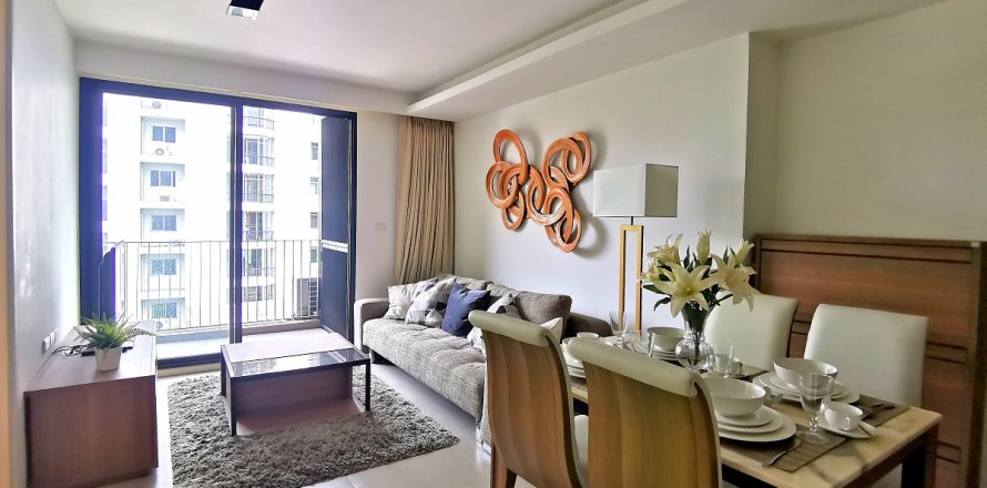 Condo in Pathum Wan, Bangkok, Thailand, 2 bedrooms № 200800