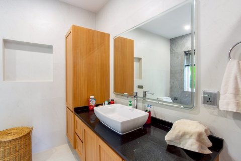 Villa in Hua Hin, Thailand 5 bedrooms № 168319 - photo 25