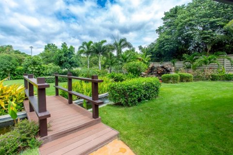 Villa in Hua Hin, Thailand 5 bedrooms № 168319 - photo 9