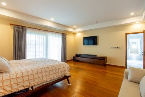 Villa in Hua Hin, Thailand 5 bedrooms № 168319 - photo 21